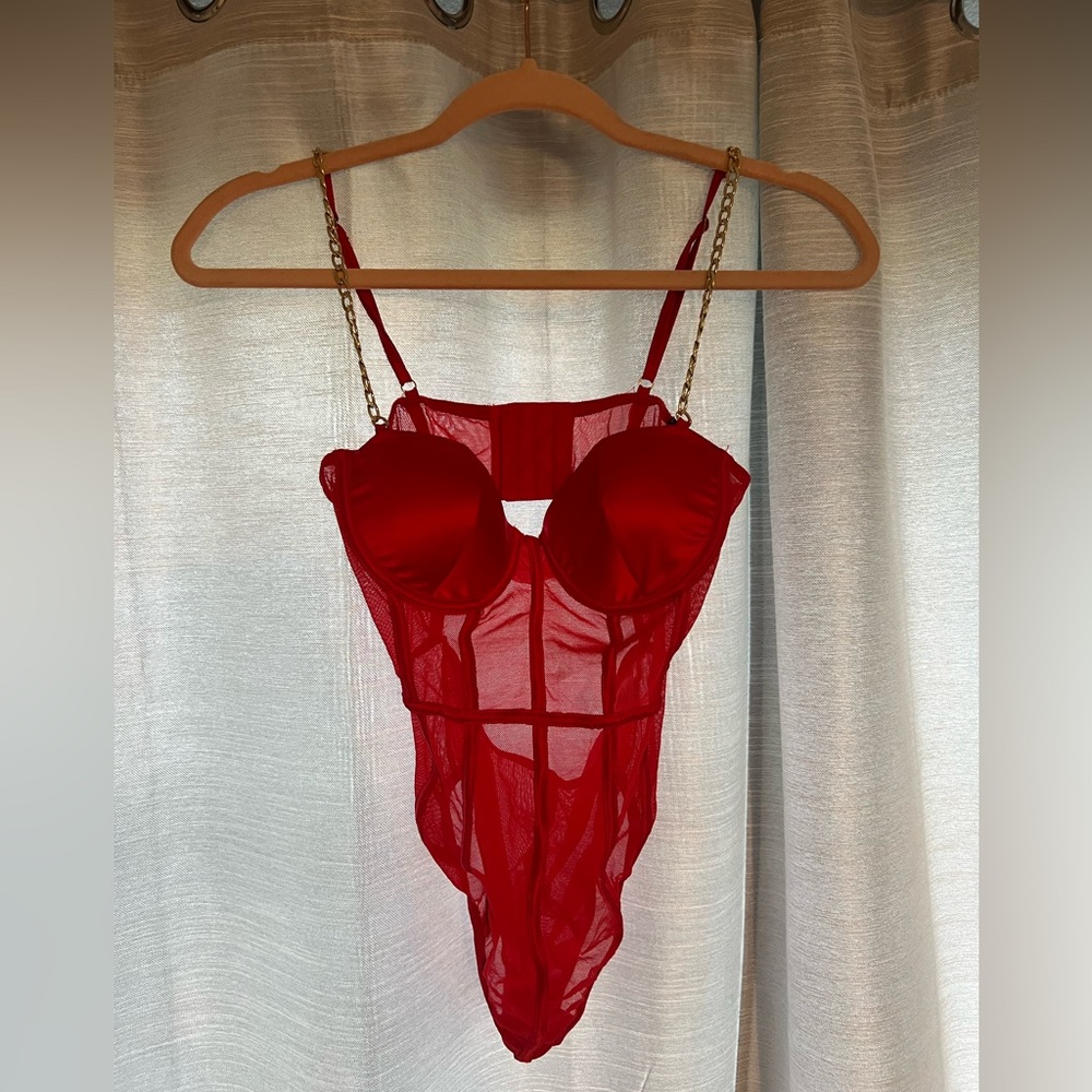 Honeybum, red bodysuit, size small